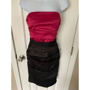 White House Black market fancy dress size 00 black and pink